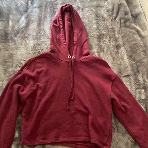 burgundy sweater crop top